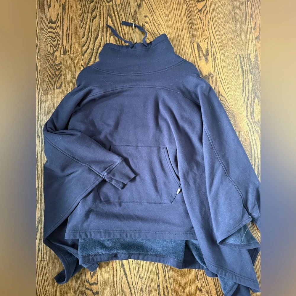 UGG navy fleece sweatshirt poncho jacket oversized M L